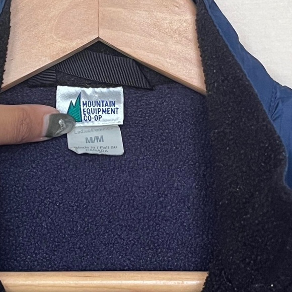 Women’s MEC wool lined Hiking Vest - Picture 3 of 5